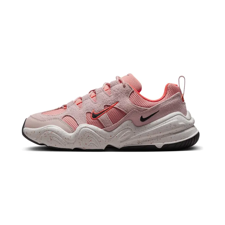 Nike Tech Hera “Terra Blush / Pink Oxford / Cosmic Clay / Black” (DR9761-202)