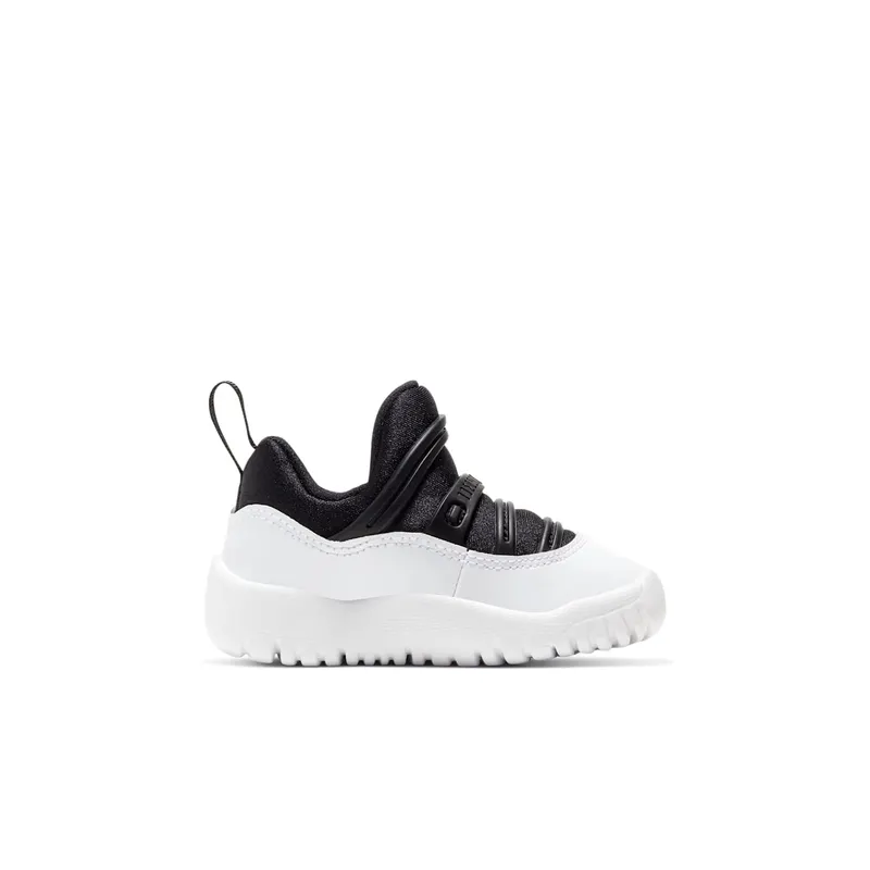 Jordan 11 Retro Little Flex Tuxedo (TD) Black/White-True Red (BQ7102-010)