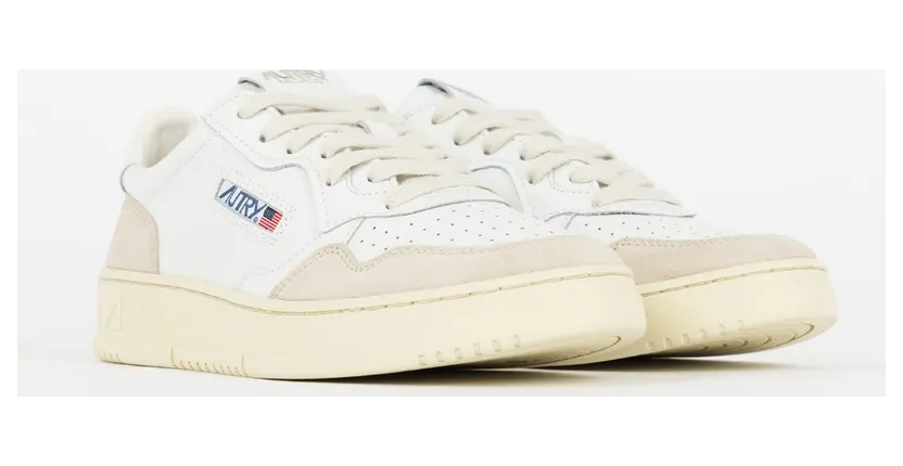 Autry Medalist Low LS33 “White/Sail ” – “White / Sail” (AUL-LS33-WHT-WHT)