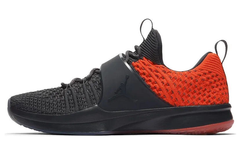 Jordan Trainer 2 Flyknit Anthracite Orange
