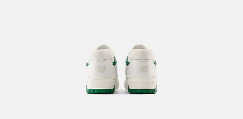 New Balance 550 “White / Classic Pine” (BB550SWB)