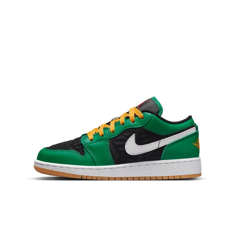Air Jordan 1 Low SE GS “Christmas” (DQ8421-300)