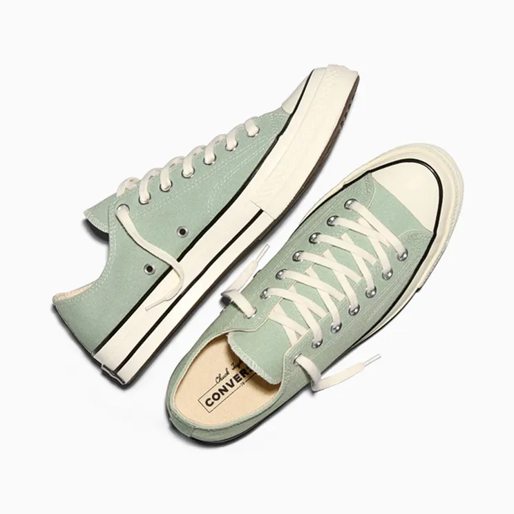 converse-chuck-taylor-all-star A15976C