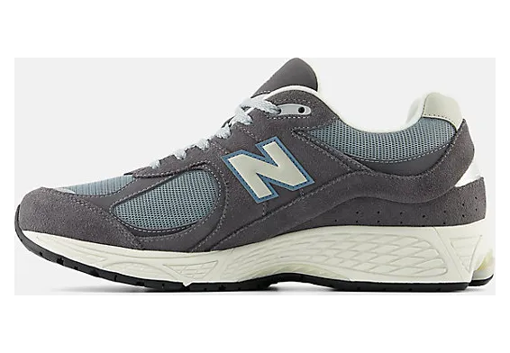 new-balance-2002r M2002RFB