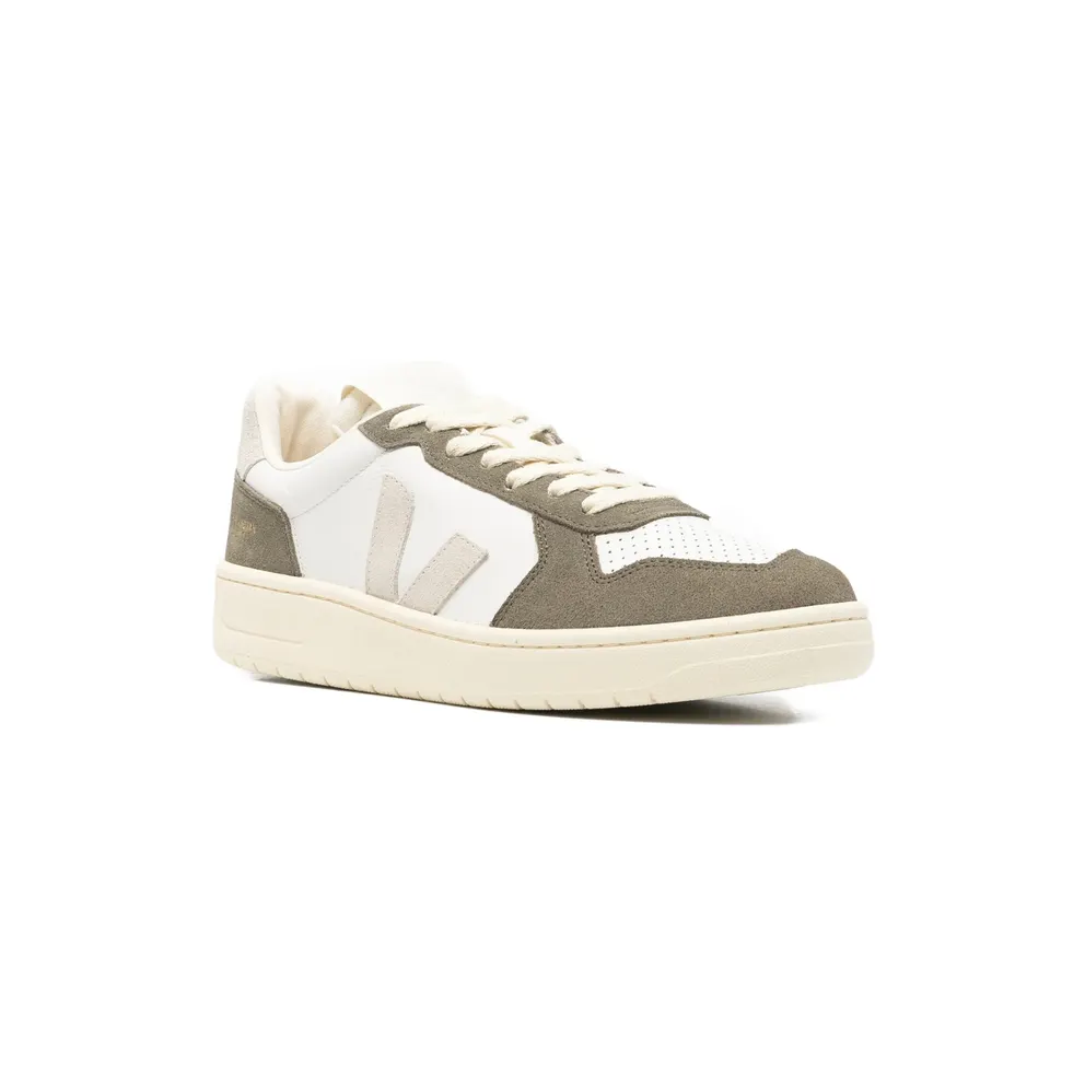 Veja V-82 Panelled “Neutrals/Green” (VE3321697)