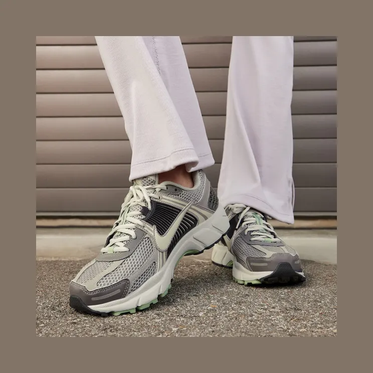 nike-air-zoom FB8825-001