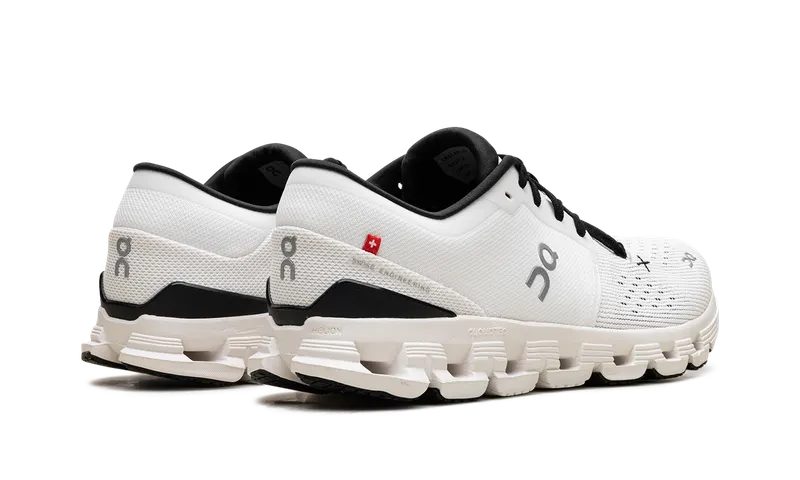 On Running Cloud X 4 Ivory Black (3ME30040791)