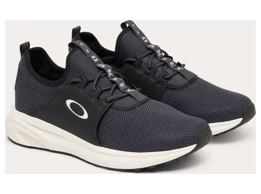 Oakley Apparel sneaker Black / White (FOF100542-022)