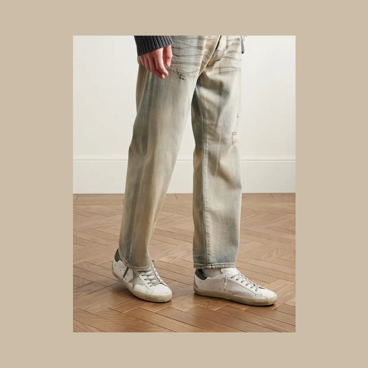 Golden Goose Super-Star Distressed Suede-Trimmed Leather Sneakers White (GMF00102.F006113) (2)