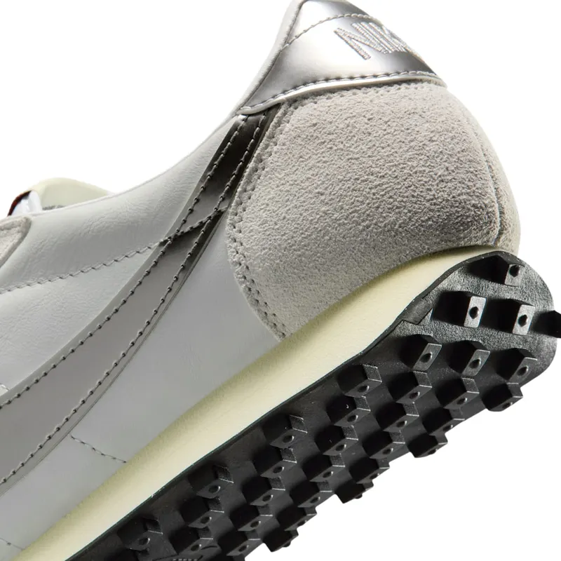 Nike LD-1000 Photon Dust / Coconut Milk / Metallic Silver (IQ1125-001)