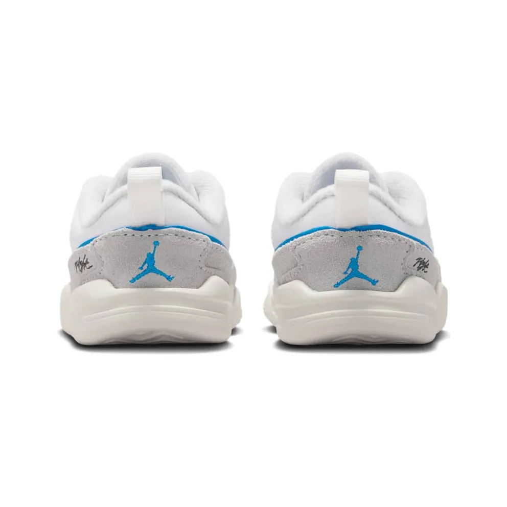 Jordan Flight Court White / Pure Platinum / Sail (HF3331-104)