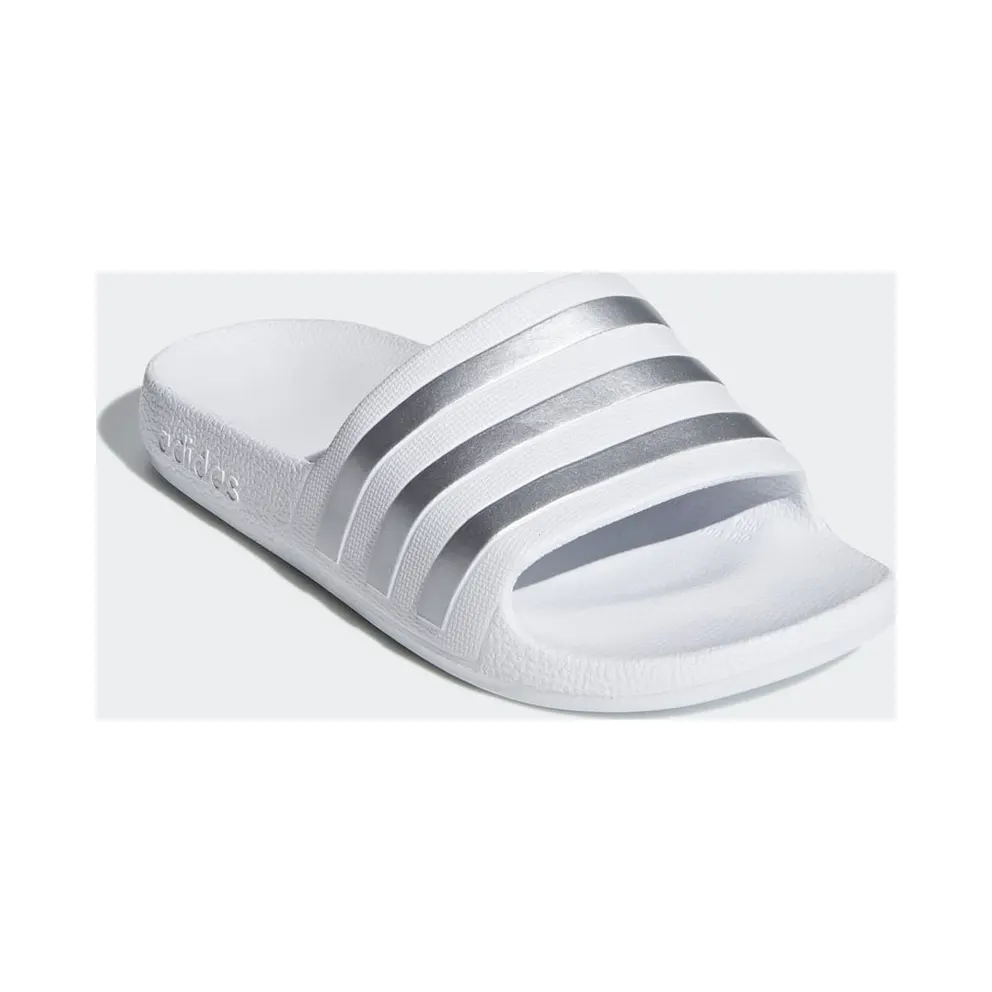 Adidas Adilette Aqua Slides Cloud White / Silver Met. / Cloud White (F35555)