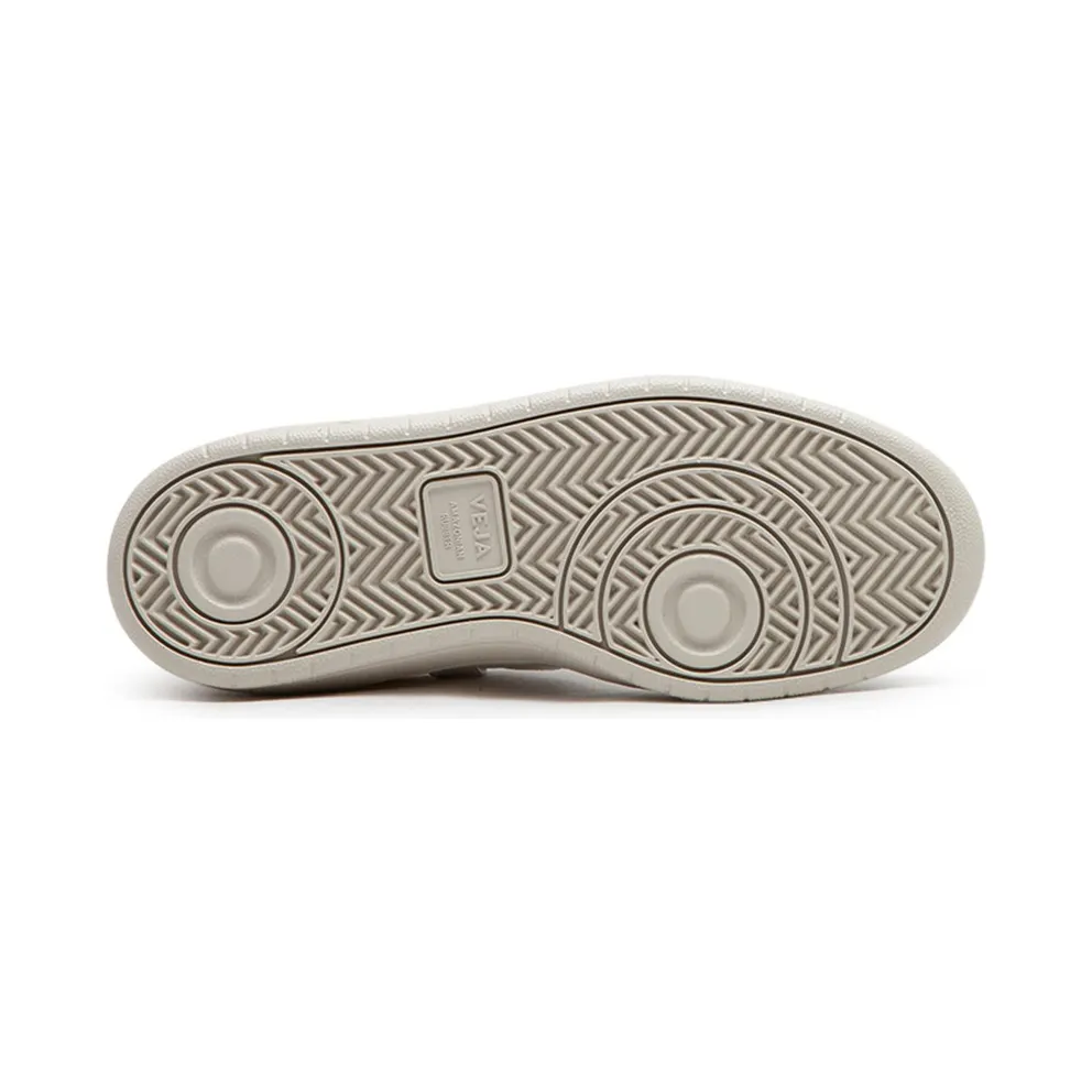 Veja WMNS V-10 CWL – “White” (VX0702892A)