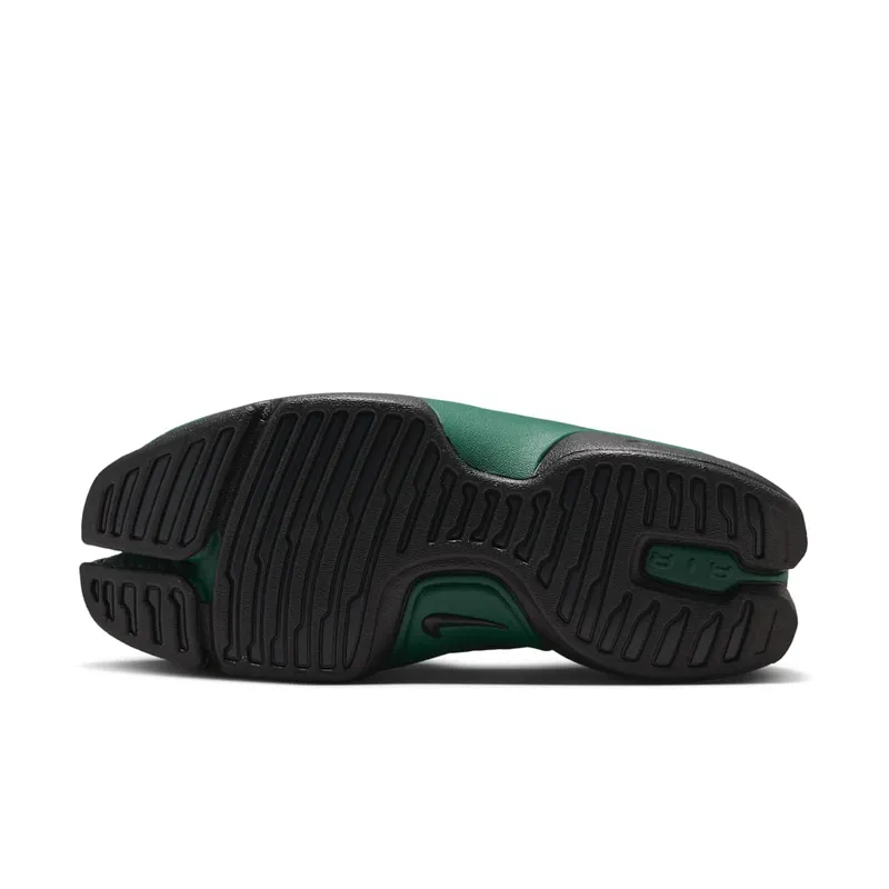Nike Rift 2 – “Black / Team Dark Green / Fire Red” (IQ8006-002)
