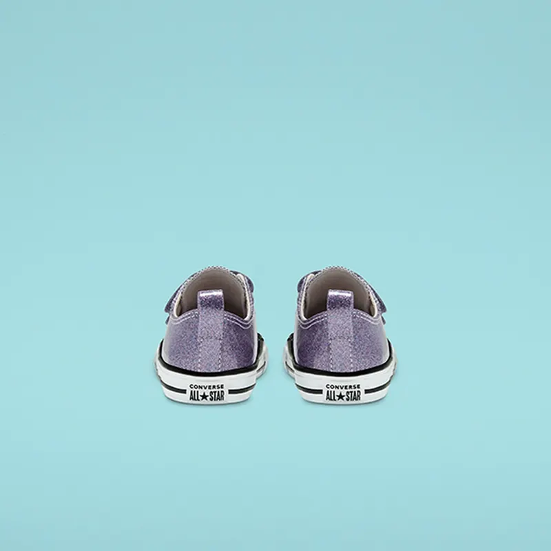 Converse Toddlers’ Coated Glitter Easy-On Chuck Taylor All Star Low Top (768469C)