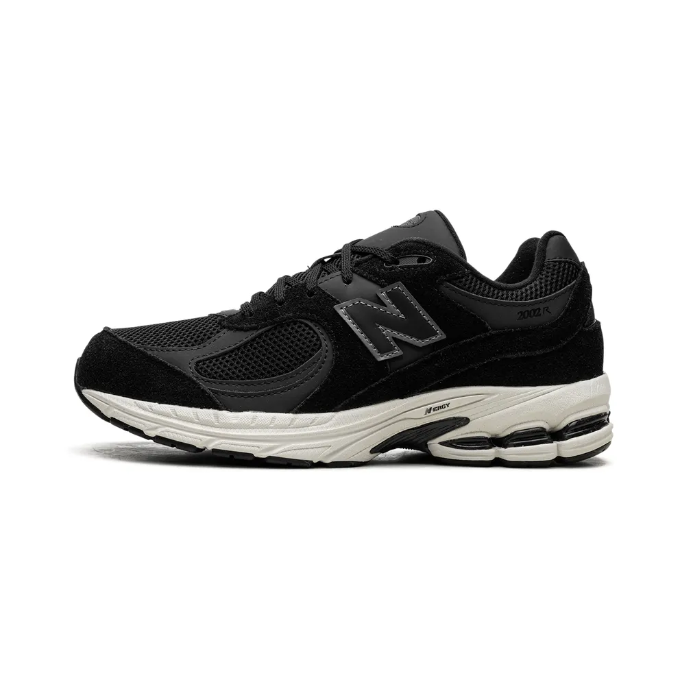 New Balance 2002R GS “Black” (GC2002BK)