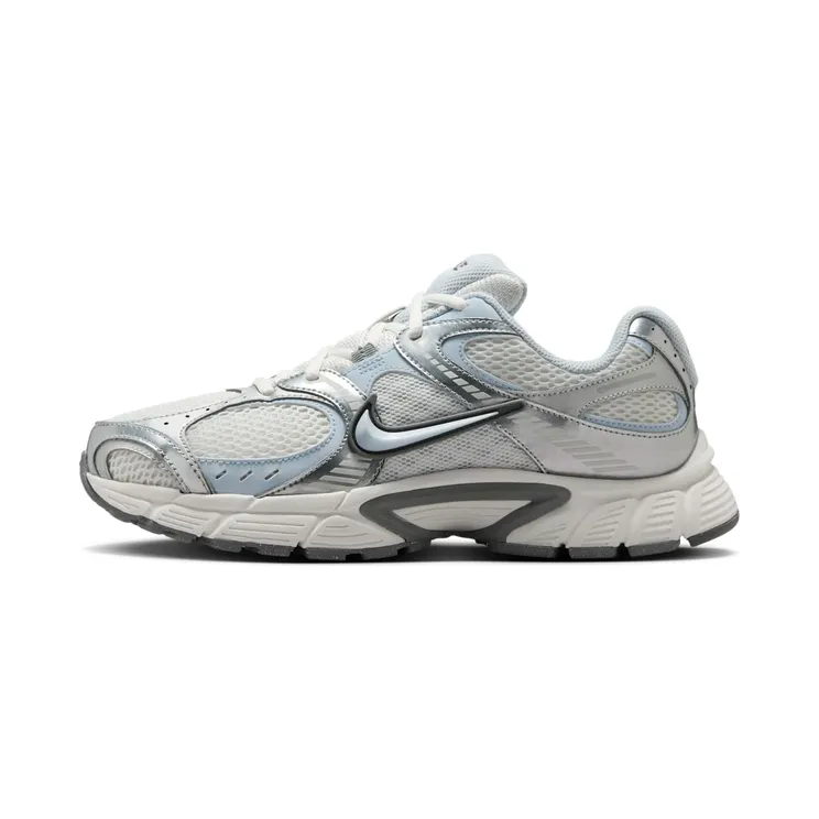 Nike V5 RNR “Summit White / Blue Tint / Photon Dust / Smoke Grey” (HQ7901-103)
