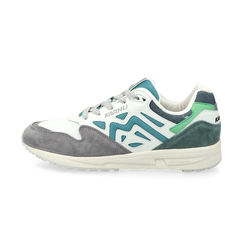 Karhu Legacy 96 (sleet / brittany blue) – F806048
