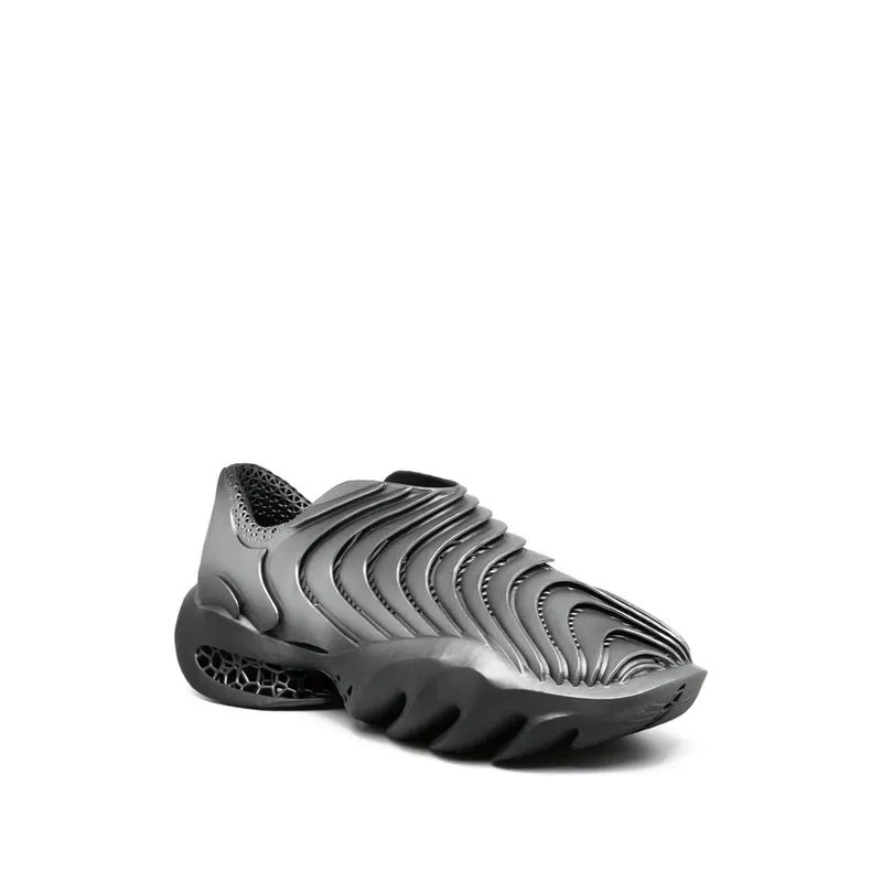 Aliveform Stratum Fang “Grey” (STRATUM FANG NICKE)