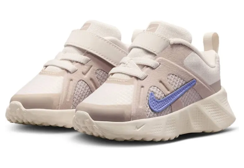 nike-metro-tek HQ2009-006