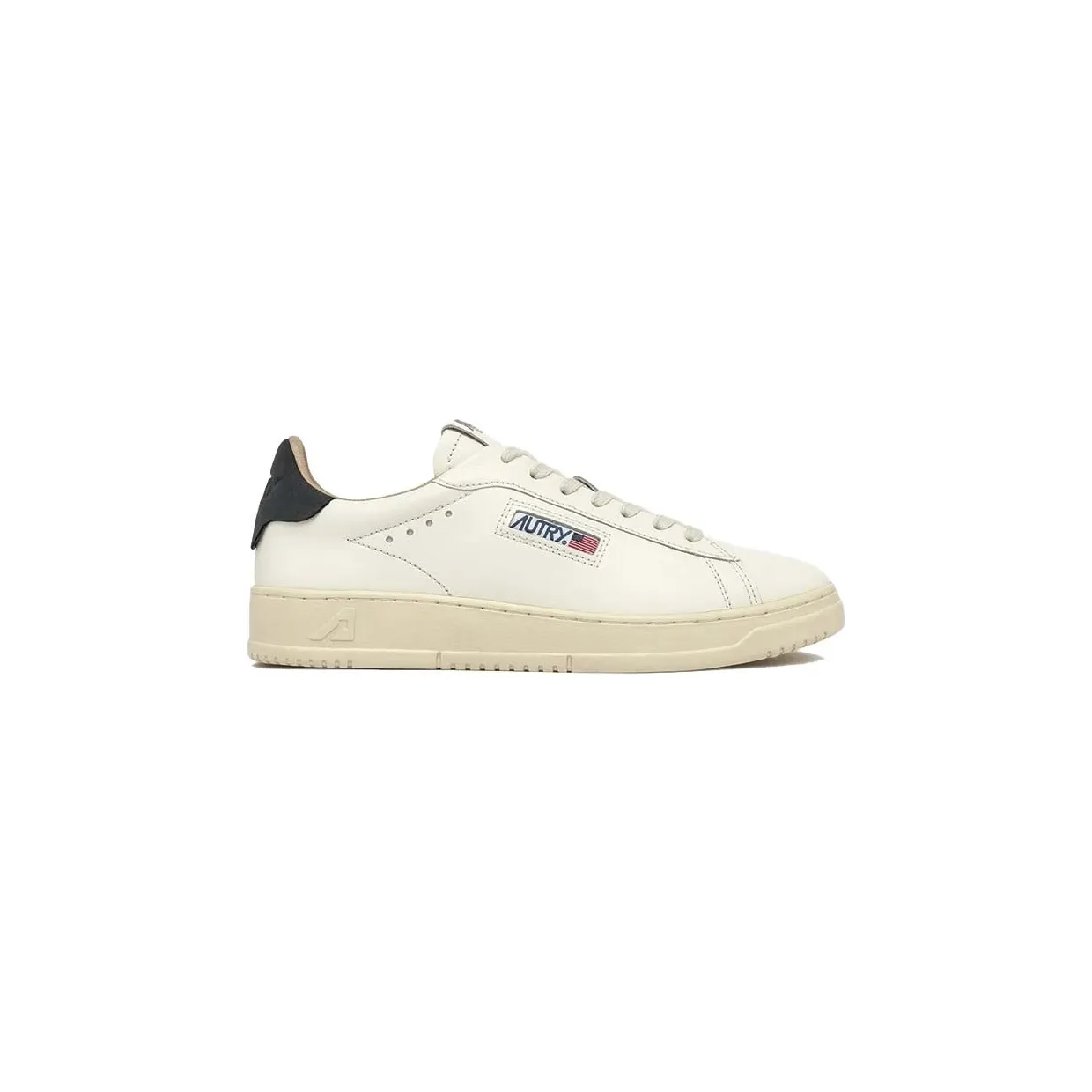 Autry Dallas Low met logopatch “White” (ADLWMR04)