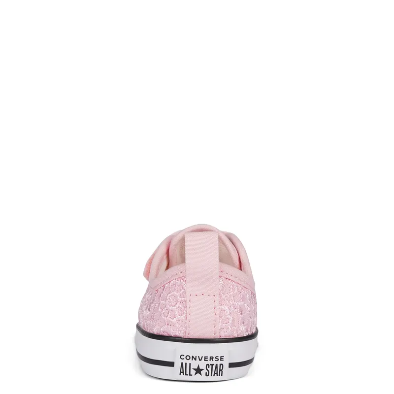 Converse Toddler Daisy Crochet Easy-On Chuck Taylor All Star Low Top (768285C)