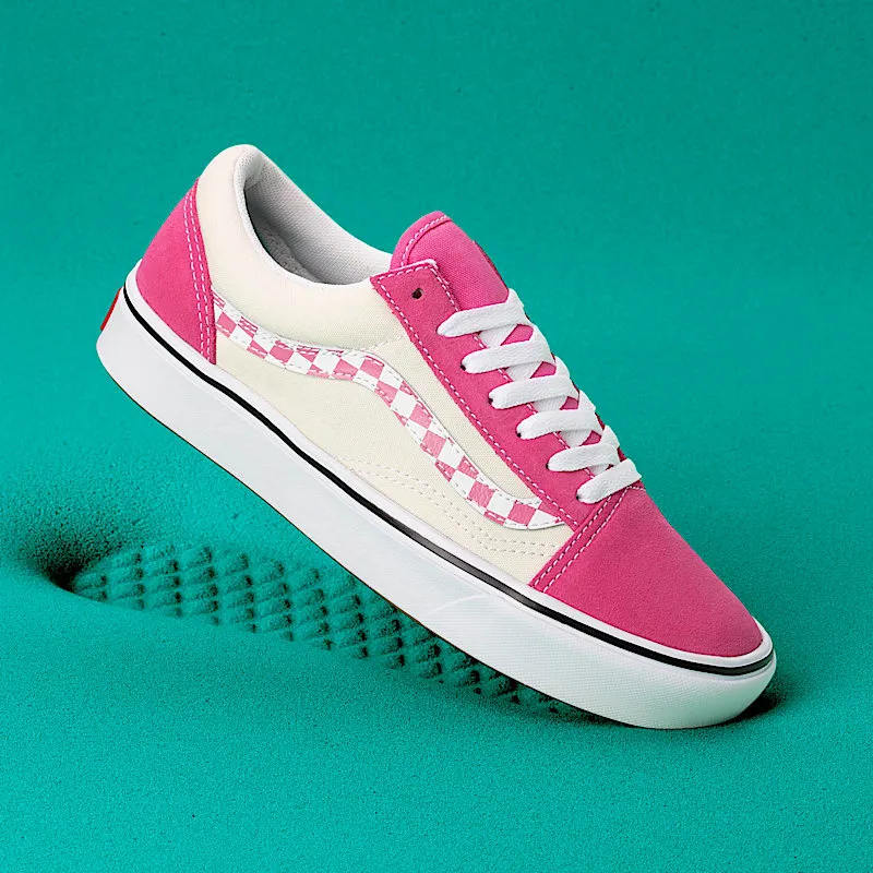 Vans Comfycush Old Skool ‘Sidestripe Carmine Rose’ Carmine Rose/True White (VN0A3WMAVNU)
