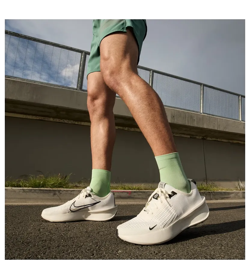 nike-interact-run HF4246-102