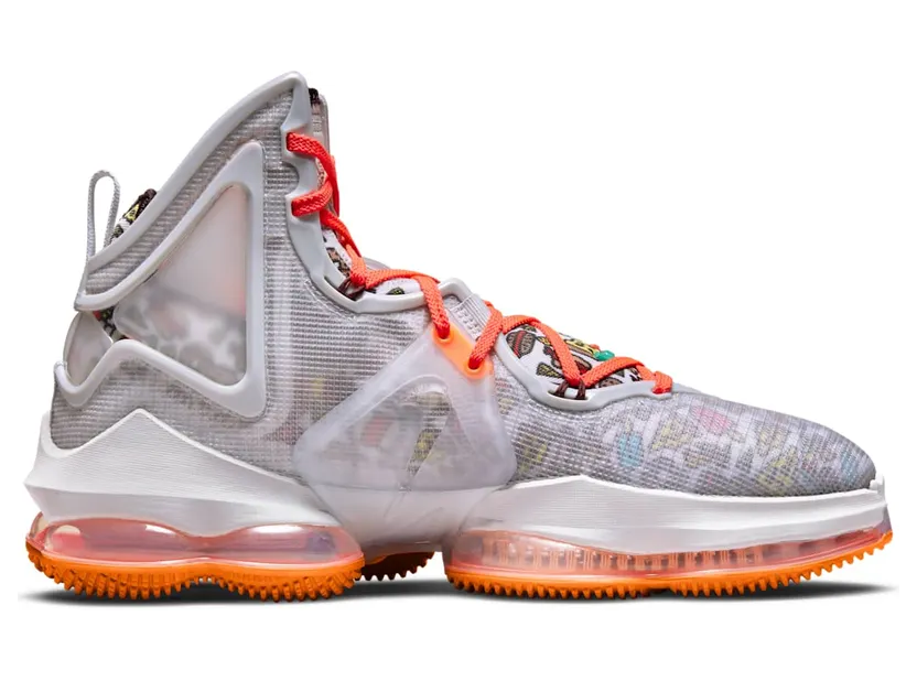nike-lebron-19 DC9339-001