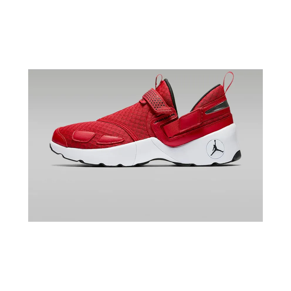 Jordan Trunner LX Gym Red Gym Red/Black-White (897992-601)
