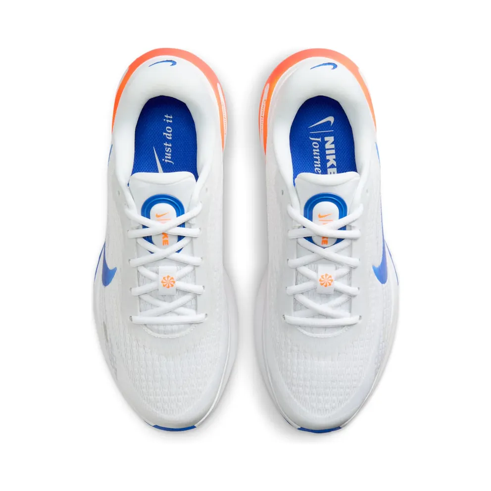 Nike Journey Run “White / Total Orange / Platinum Tint / Racer Blue” (HQ4218-100)