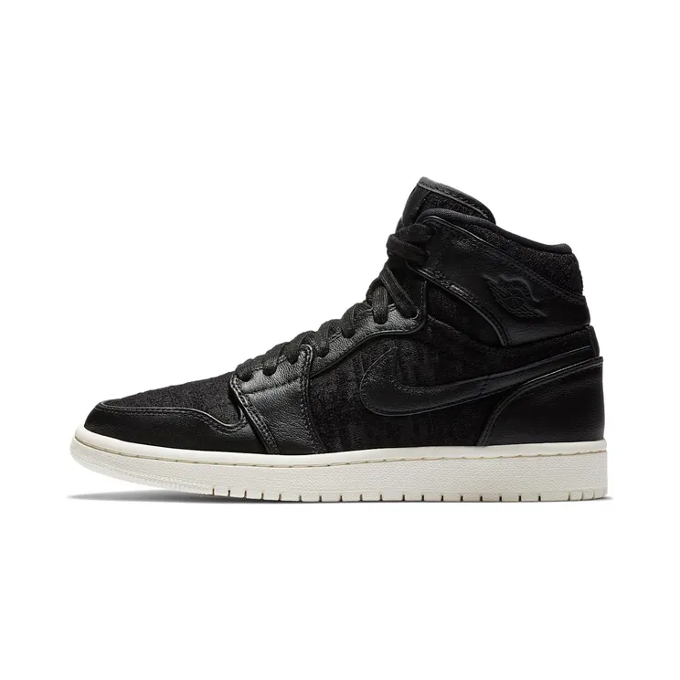 Jordan 1 Retro High Black Sail (W) “Black” (AH7389-001)