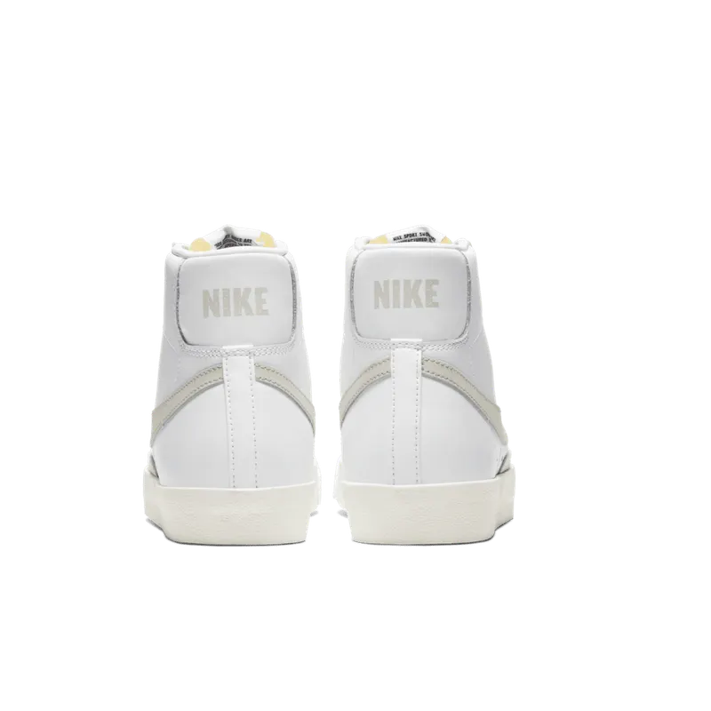 Nike Blazer Mid ’77 Vintage White White/Sail/Light Bone (BQ6806-106)