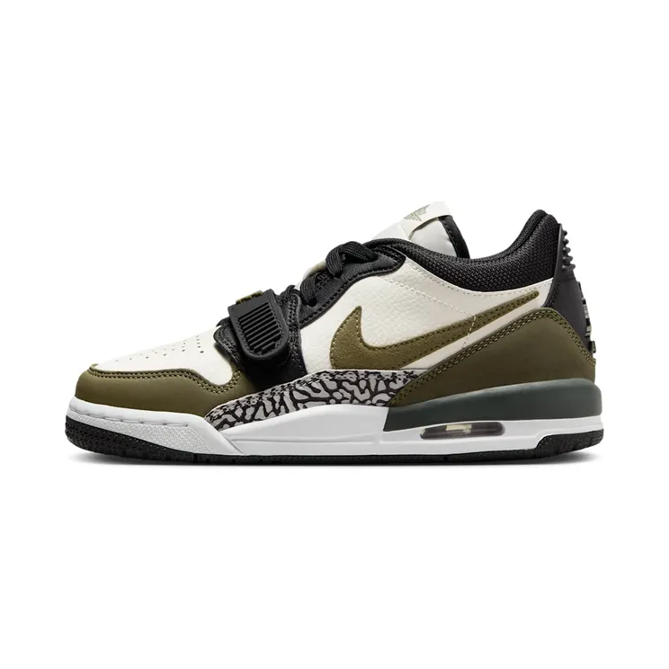 Jordan Legacy 312 Low “Sail / Black / Wolf Grey / Medium Olive” (CD9054-120)