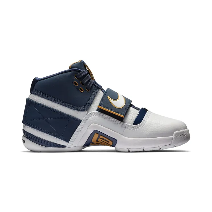 nike-zoom AO2088-400