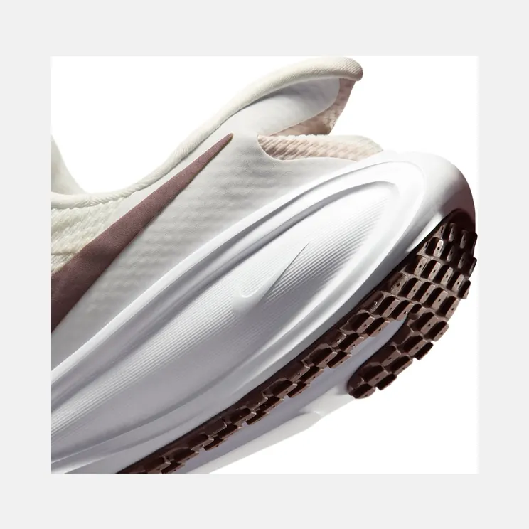 nike-revolution HQ2415-002