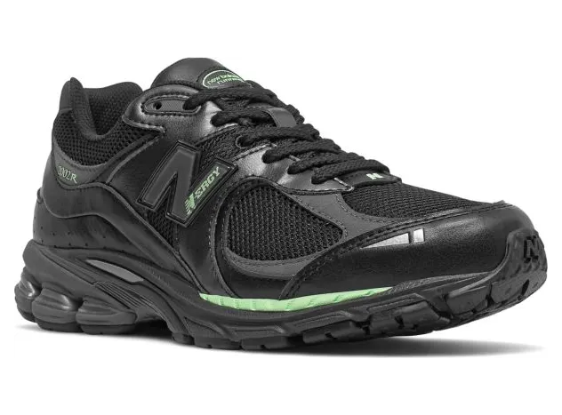 new-balance-2002r M2002RLD