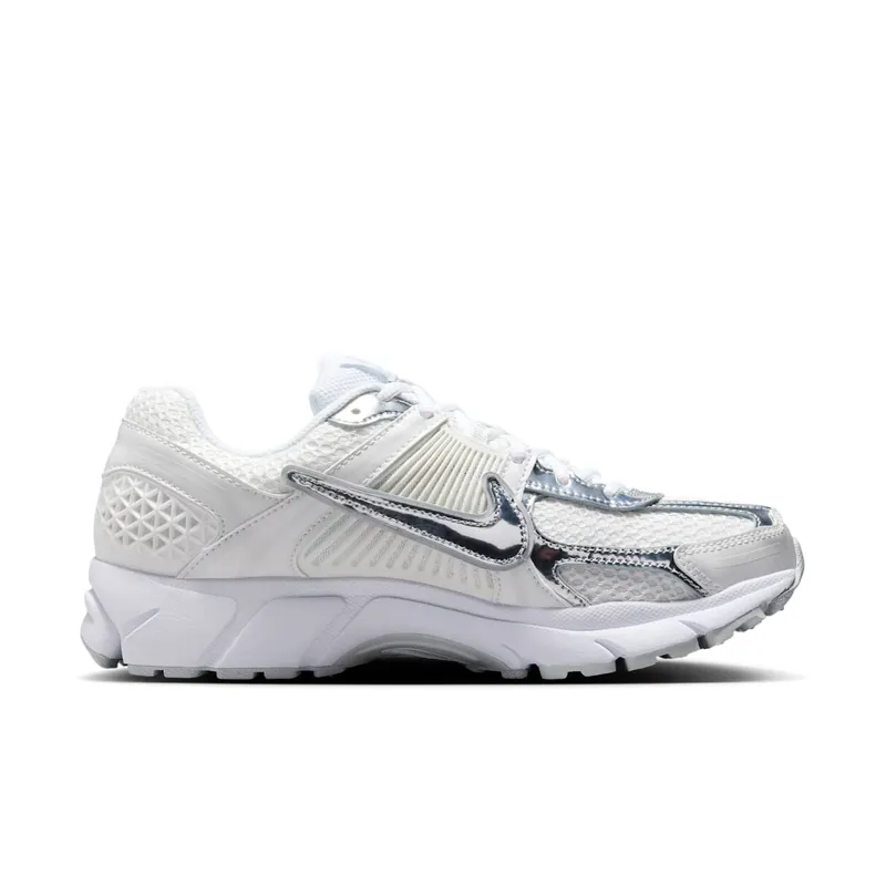 Nike Air Zoom Vomero “White/Metallic Silver/Summit White” (HF7723-100)