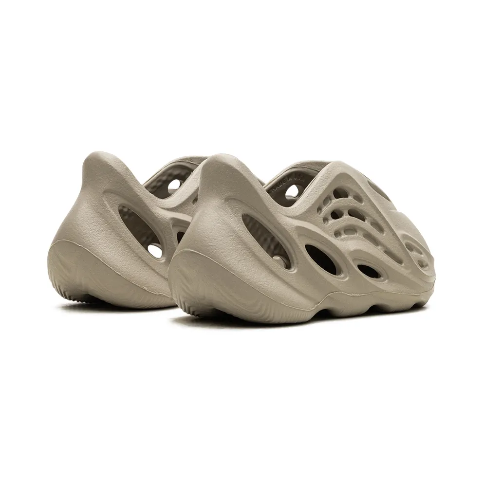 Yeezy Foam Runner Toddler “Stone Salt” (HP5336)