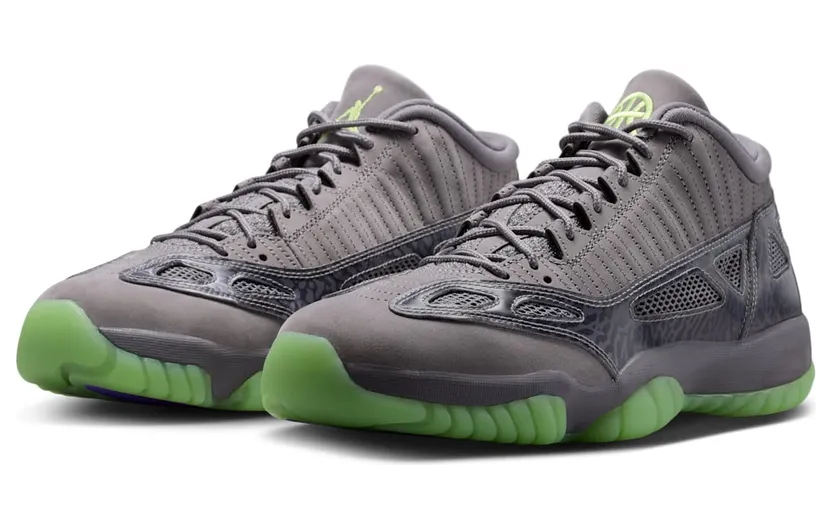 air-jordan-11 IR2368-001