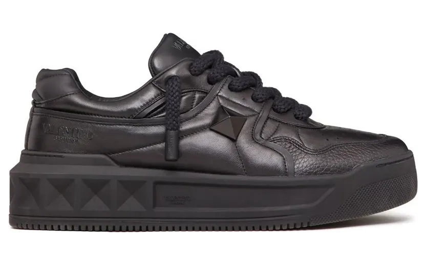 Valentino Garavani One Stud XL nappaleren low-top sneakers – Zwart (YS0G37XTM)