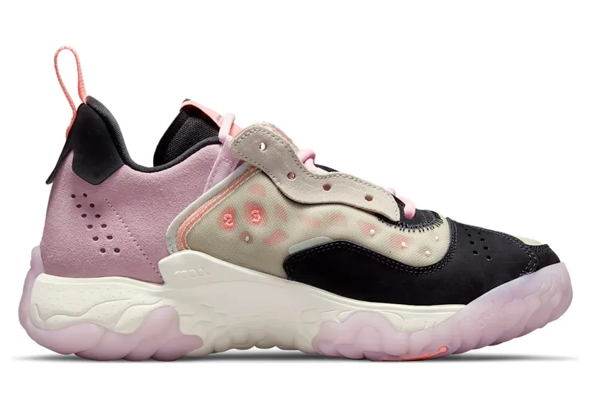 air-jordan-delta CW0913-061