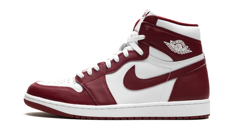Air Jordan 1 Retro High OG “Team Red” (DZ5485-160)