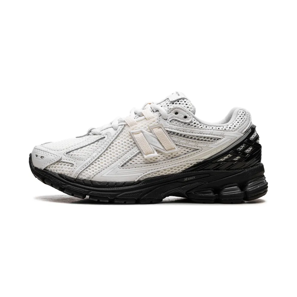 New Balance 1906R “Comme des Garcons Homme – White” (M1906RCO)