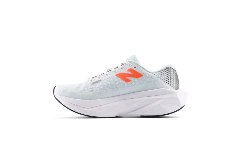 NEW BALANCE FuelCell SuperComp Trainer v3 “PINK HEAT / GLINT BLUE” (MRCX17A)