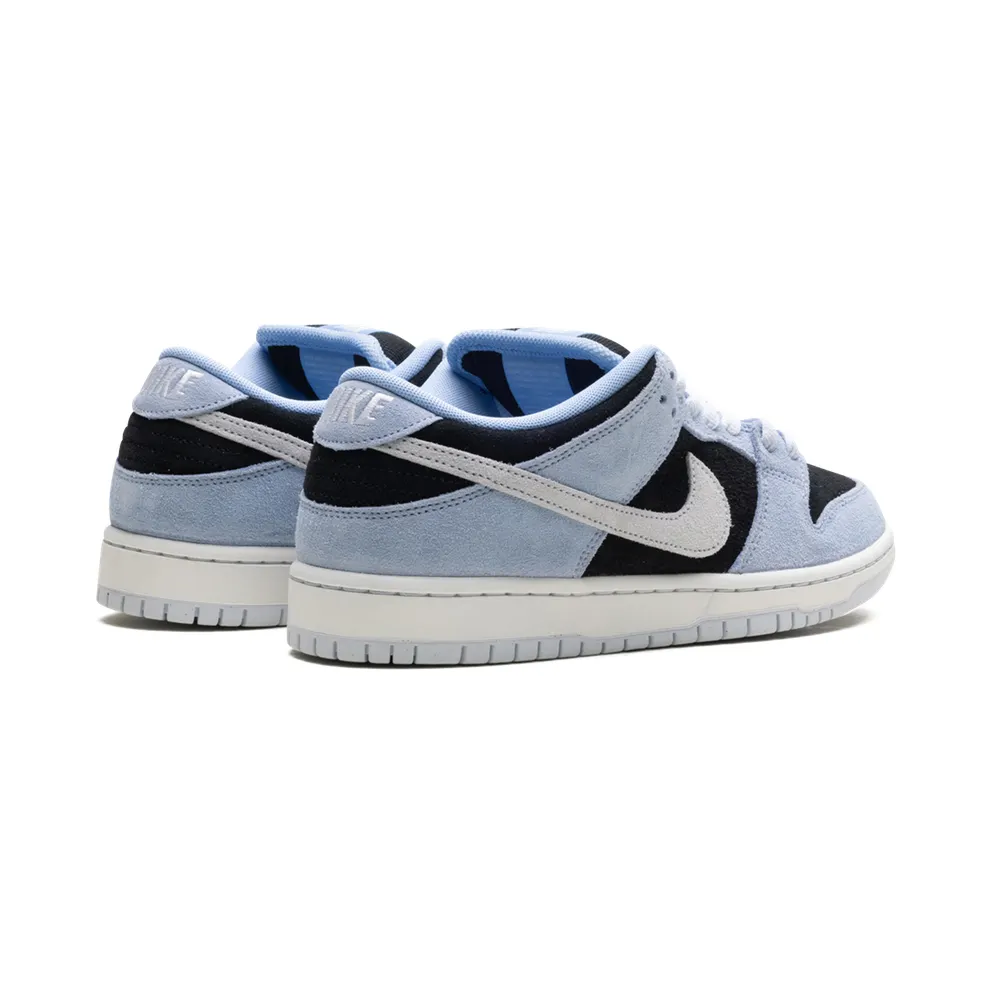 Nike SB Dunk Low “Dark Smoke Grey” (HF3063-400)