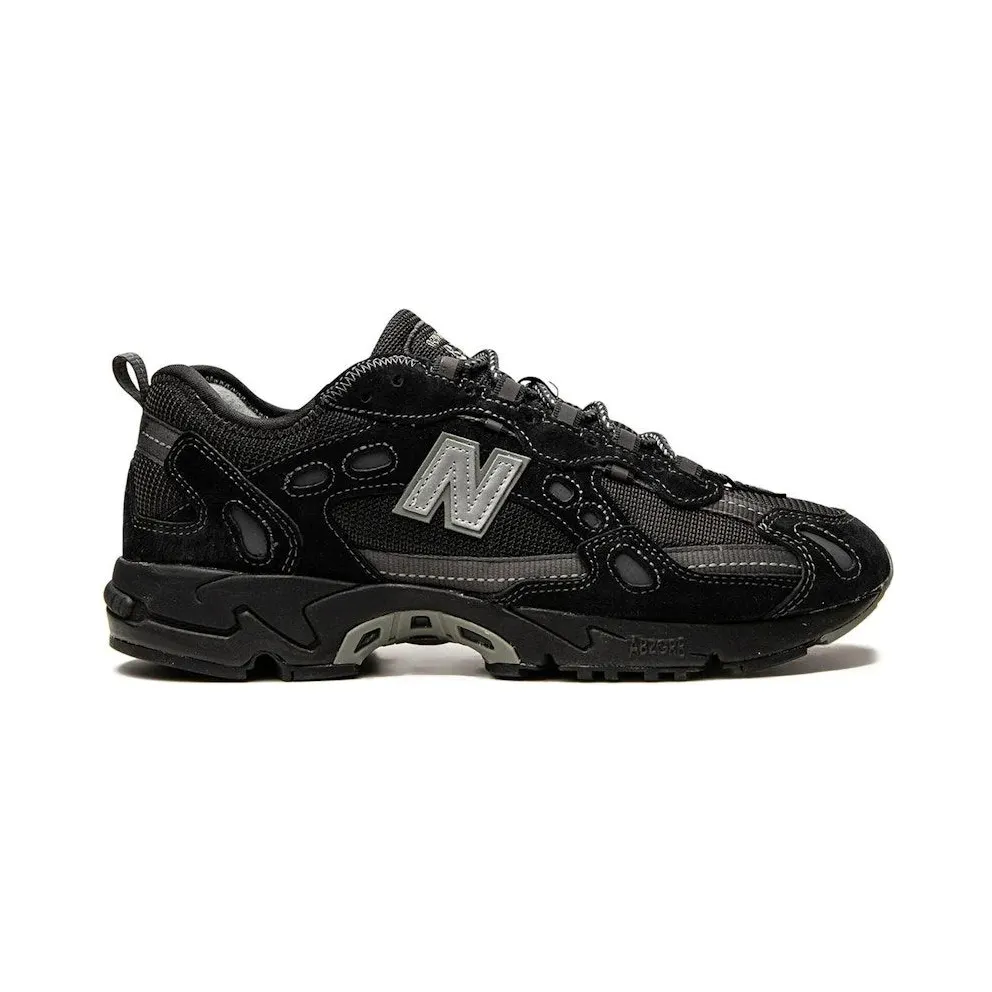New Balance 827 thisisneverthat Black (ML827KTV)