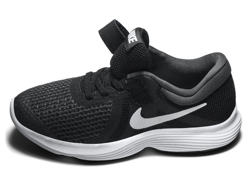 Nike Revolution 4 – Zwart