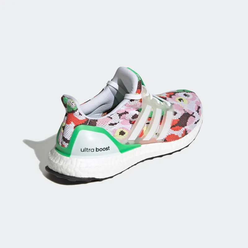adidas Ultraboost 4 DNA Cloud White / Cloud White / Pearl Citrine (GW8567)