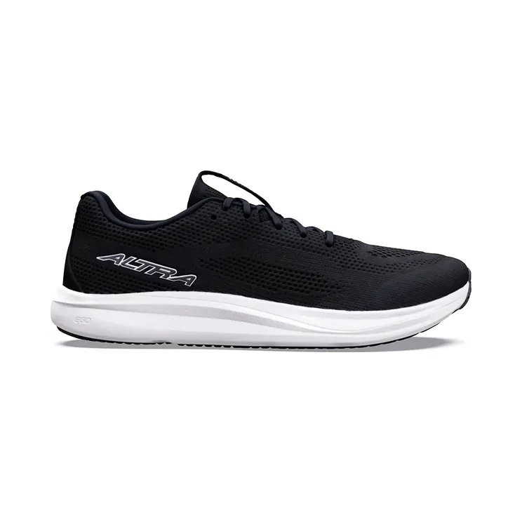 Altra Escalante “Black” (AL0A85T298K)